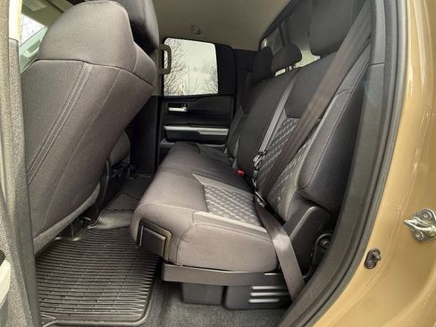 Used 2018 Toyota Tundra SR5 image 38