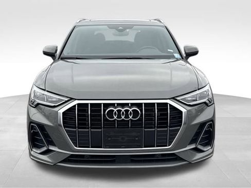 Used 2023 Audi Q3 2.0T Premium image 8