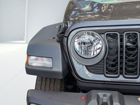 New 2026 Jeep Gladiator Sport AWD/4WD image 8