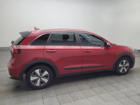 Used 2017 Kia Niro LX image 10