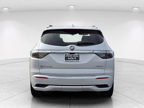 Used 2023 Buick Enclave Avenir w/ Avenir Technology Package AWD/4WD image 5