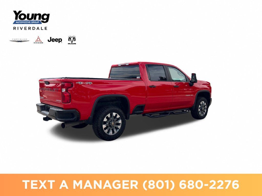 Used 2023 Chevrolet Silverado 2500 Custom w/ Custom Value Package AWD/4WD image 5