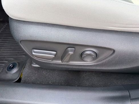 Used 2023 Toyota RAV4 XLE w/ Convenience Package image 19