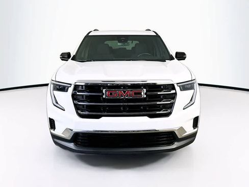 Used 2025 GMC Acadia Elevation image 6