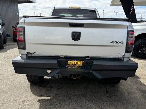Used 2010 Dodge Ram 2500 Truck ST w/ ST Popular Equipment Group AWD/4WD image 5