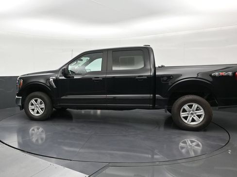 Used 2023 Ford F150 XLT AWD/4WD image 2