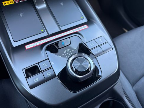 New 2026 Toyota C-HR AWD/4WD image 27
