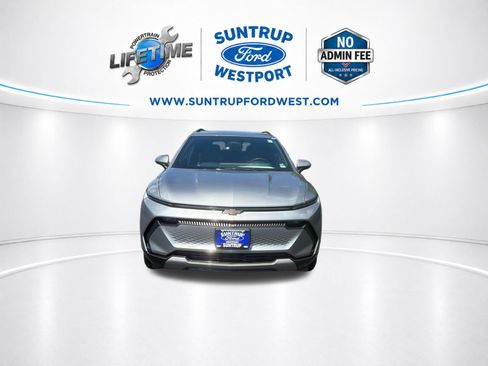 Used 2024 Chevrolet Equinox EV LT AWD/4WD image 9
