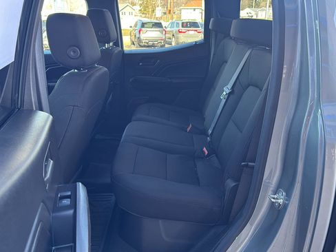 Used 2024 Chevrolet Colorado W/T image 16