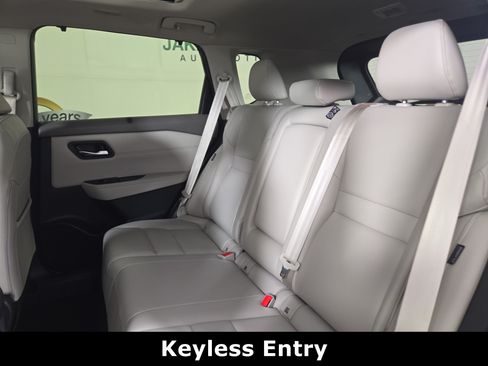 Used 2024 Nissan Rogue SL w/ SL Premium Package AWD/4WD image 12