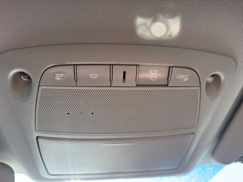 Used 2019 Nissan Rogue Sport S FWD image 23