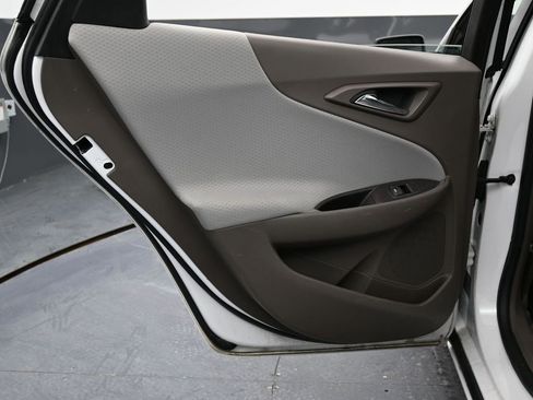 Used 2019 Chevrolet Malibu LS image 34