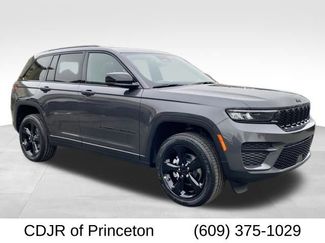 New 2025 Jeep Grand Cherokee Altitude 360° Tour