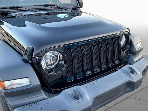 Used 2020 Jeep Wrangler Unlimited Sport AWD/4WD image 28