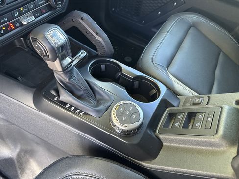 New 2025 Ford Bronco Badlands w/ Sasquatch Package image 30