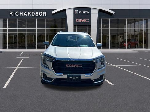 Used 2022 GMC Terrain SLE w/ Driver Convenience Package AWD/4WD image 9