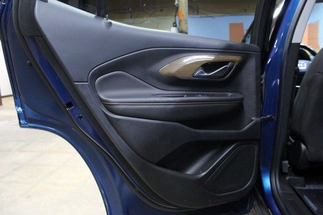 Certified 2020 GMC Terrain SLE FWD image 13