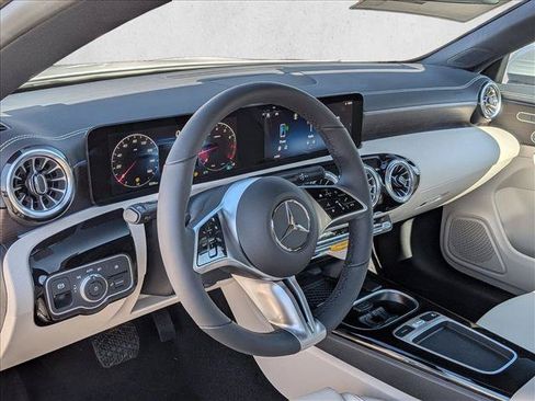 Used 2026 Mercedes-Benz CLA 250 4MATIC image 3