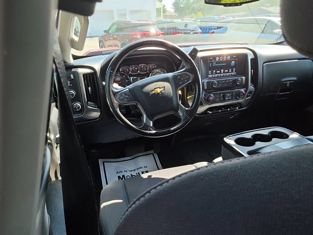 Used 2018 Chevrolet Silverado 1500 LT w/ All Star Edition AWD/4WD image 8