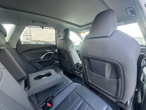 New 2025 Audi Q5 Premium Plus image 26
