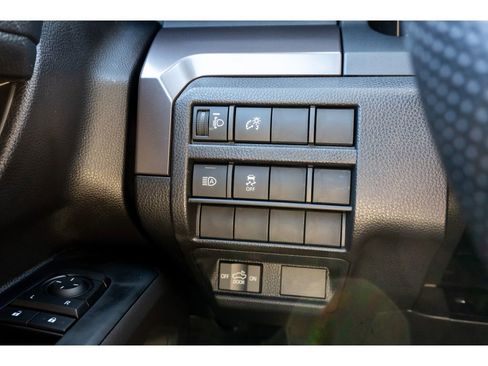 Certified 2025 Toyota Tacoma SR5 image 25