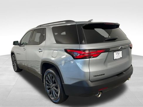 Used 2023 Chevrolet Traverse RS FWD image 7