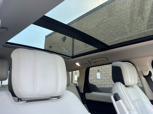 Used 2022 Land Rover Range Rover Sport HSE Silver Edition image 18