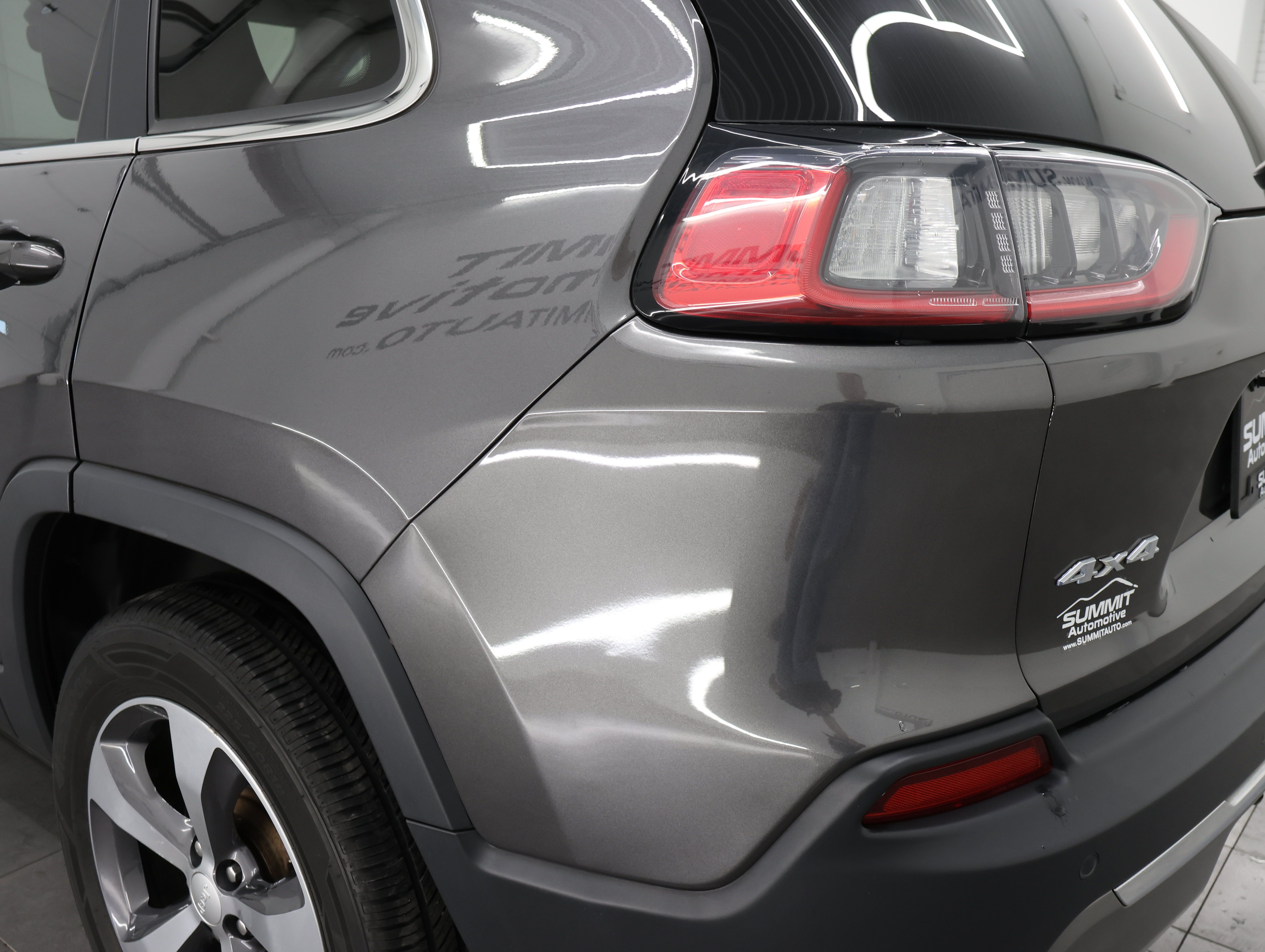 Used 2019 Jeep Cherokee Limited w/ Trailer Tow Group AWD/4WD image 30