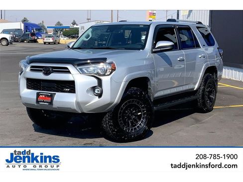 Used 2024 Toyota 4Runner SR5 AWD/4WD image 1