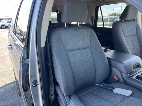Used 2022 Ford Expedition XLT image 25