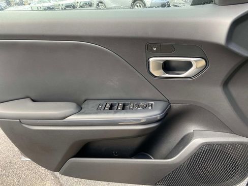 New 2026 Kia K4 EX image 14