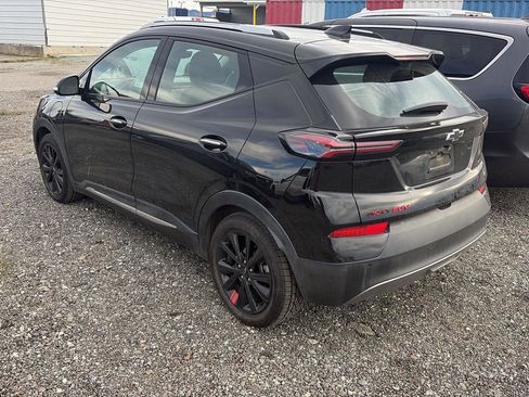 Used 2023 Chevrolet Bolt EUV Premier w/ Sun & Sound Package image 3