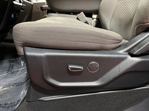 Used 2019 Ford F350 XLT w/ XLT Premium Package image 20