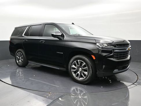 Used 2024 Chevrolet Tahoe LT RWD image 7