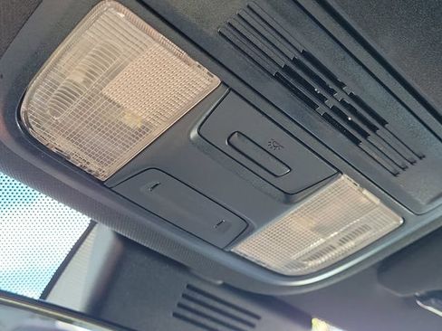 Used 2019 Honda Accord Sport image 28