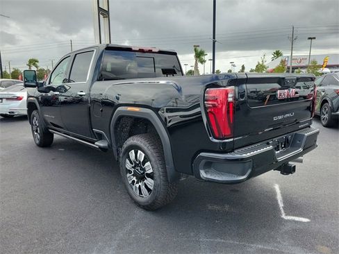New 2025 GMC Sierra 2500 Denali w/ Denali Reserve Package image 4