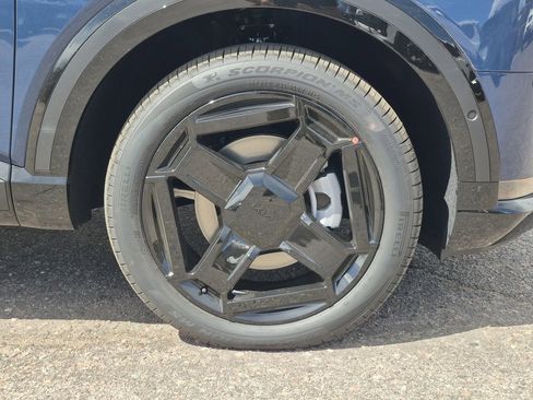 New 2027 Kia Telluride SX X-Line AWD/4WD image 16