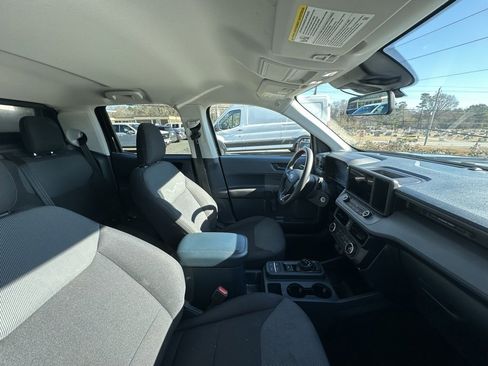 Used 2022 Ford Maverick XL image 4