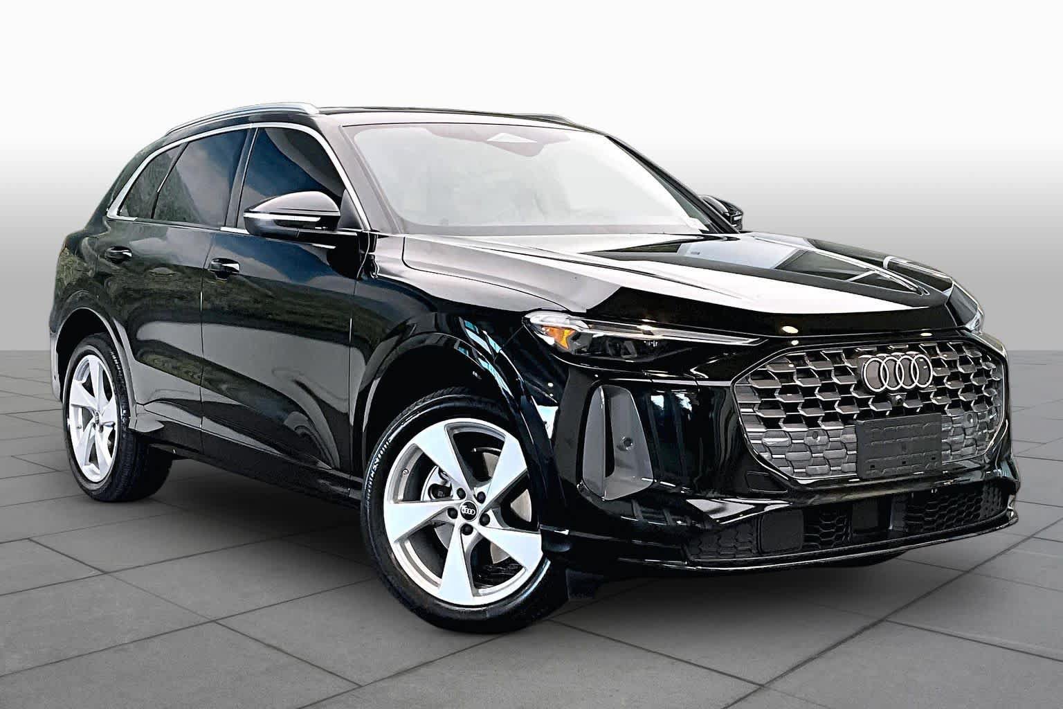 Certified 2025 Audi Q5 Premium Plus AWD/4WD image 3