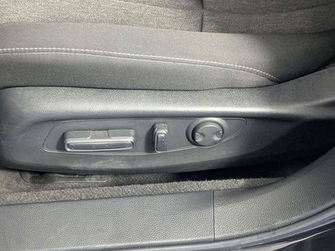 Used 2023 Honda Accord EX image 11
