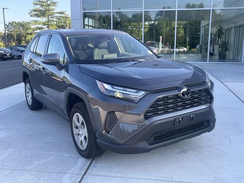 Certified 2025 Toyota RAV4 LE FWD image 2