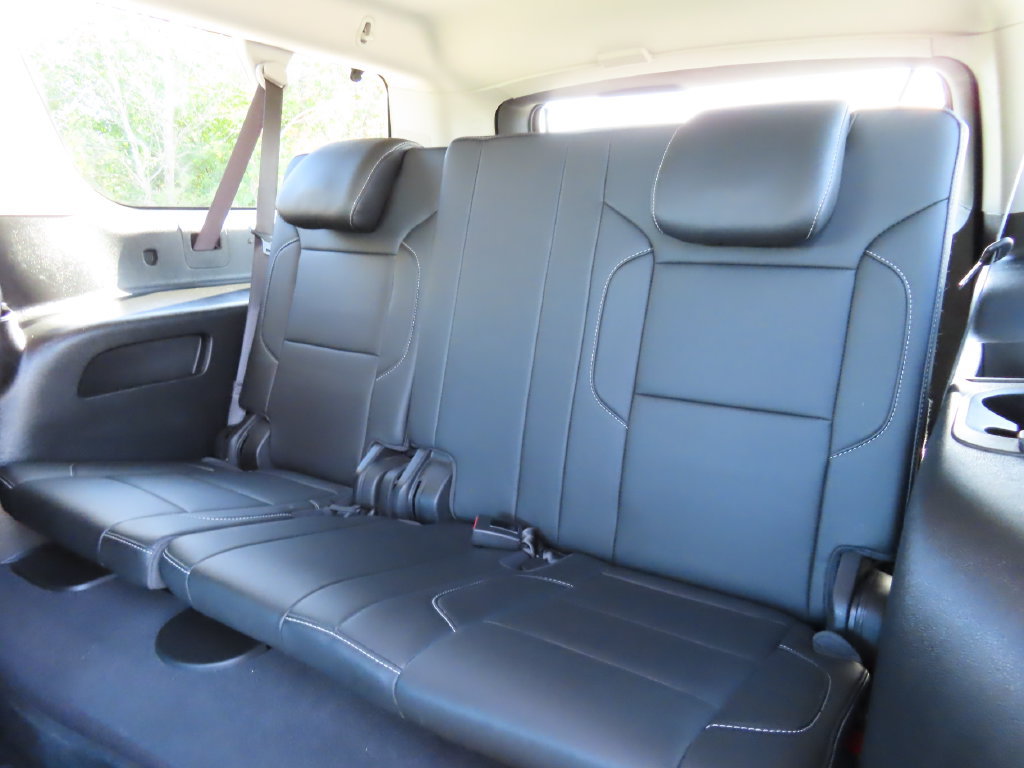 Used 2020 Chevrolet Suburban LT AWD/4WD image 36