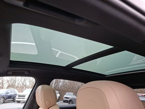 Used 2023 Porsche Cayenne S image 17