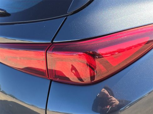 Used 2023 Hyundai Kona SE image 11