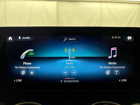 Used 2023 Mercedes-Benz GLB 250 4MATIC image 24