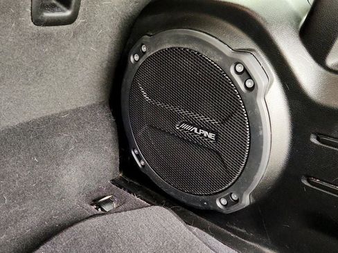 Used 2023 Jeep Wrangler Unlimited Sahara AWD/4WD image 23