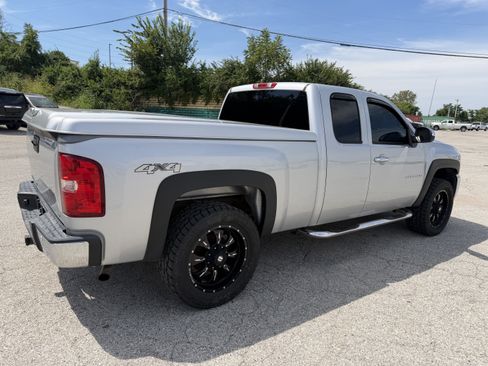 Used 2013 Chevrolet Silverado 1500 LT AWD/4WD image 7