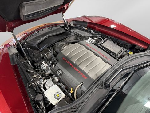 Used 2017 Chevrolet Corvette Stingray Coupe w/ 1LT RWD image 11