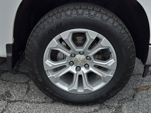 Used 2023 Chevrolet Silverado 1500 LTZ image 7