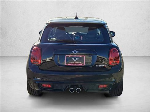 Used 2019 MINI Cooper S w/ Premium Package image 7